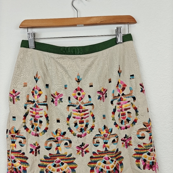 Anthropologie COREY LYNN CALTER Sz 6 Embroidered Medallion Pencil Skirt Linen - Picture 3 of 13